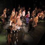 Gala des jeunes de l'école municipale de danses sur le thème de Peter Pan.