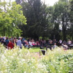 Concert des élèves de l'École municipale de musique au jardin de l'hôtel de ville le 19 juin 2024. Plus de 50 personnes étaient présentes.