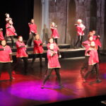 Gala des adultes de l'école municipale de danses sur le thème de Maléfique.