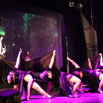 Gala des adultes de l'école municipale de danses sur le thème de Maléfique.