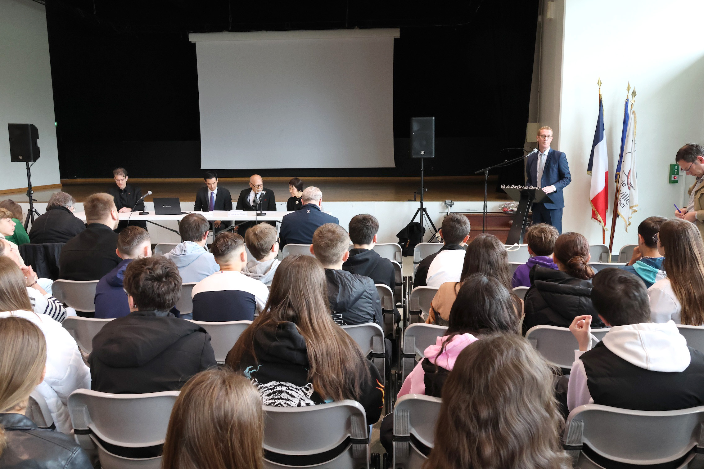 Rencontre avec les Hibakusha - discours du maire